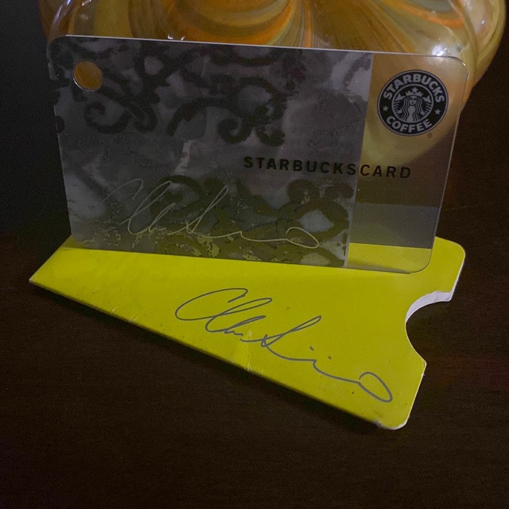 Starbucks 2009 Starbucks Christian Siriano keychain gift card.